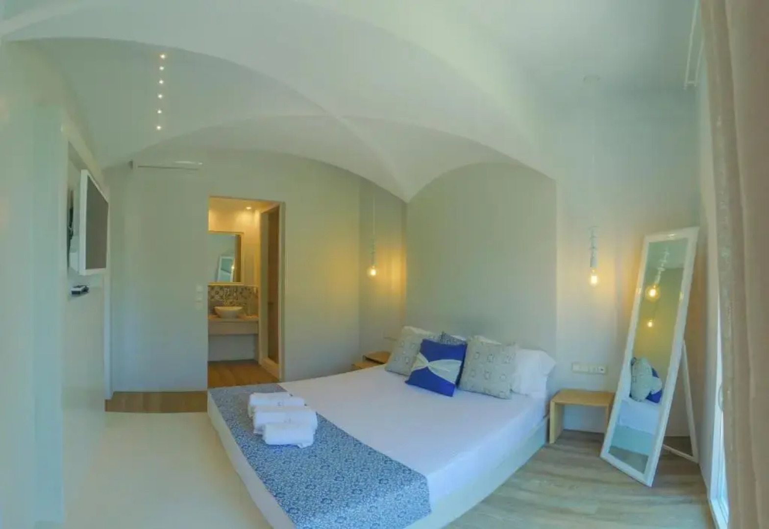 The ELECTRA Premium Boutique Apartments