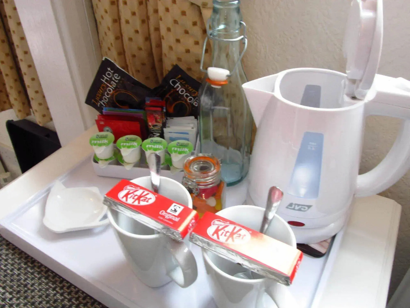 Broadlands Guest House