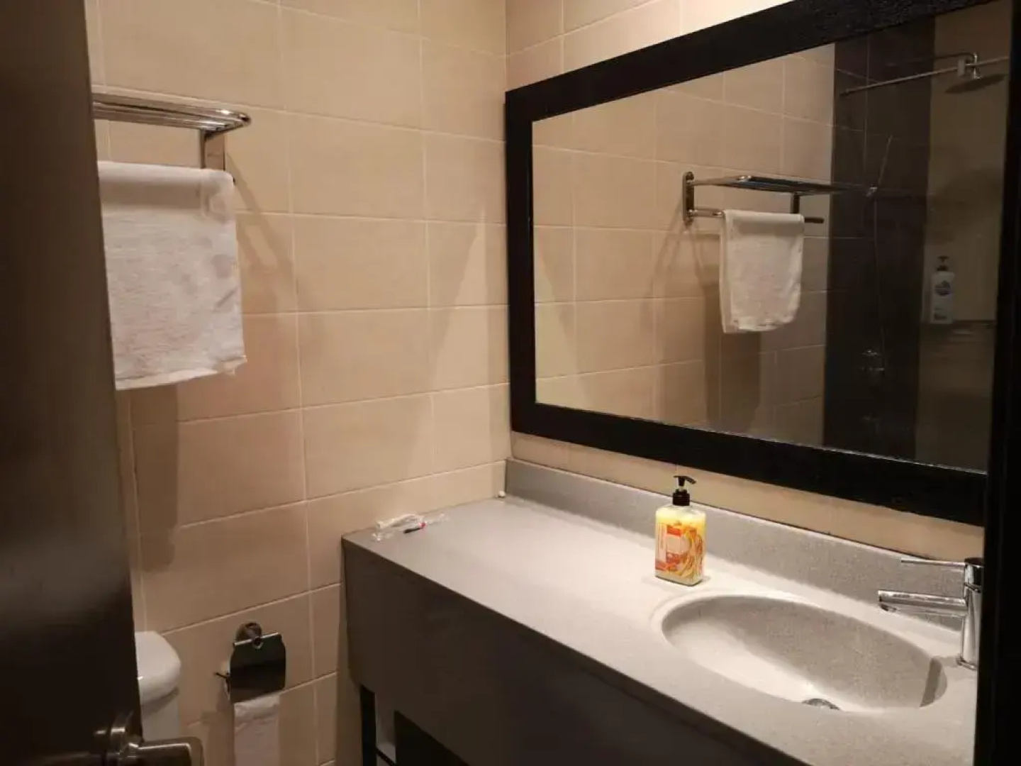 Shaftsbury Serviced Suites by Flexihome My