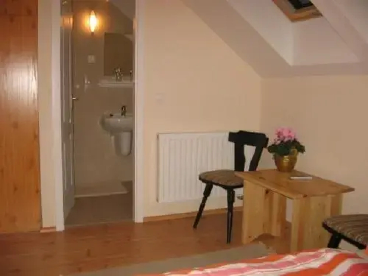 Bordó Hordó Fogadó