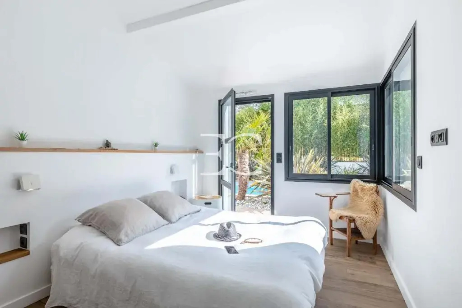 Easy Clés- Gorgeous 4 bedrooms villa with heated pool