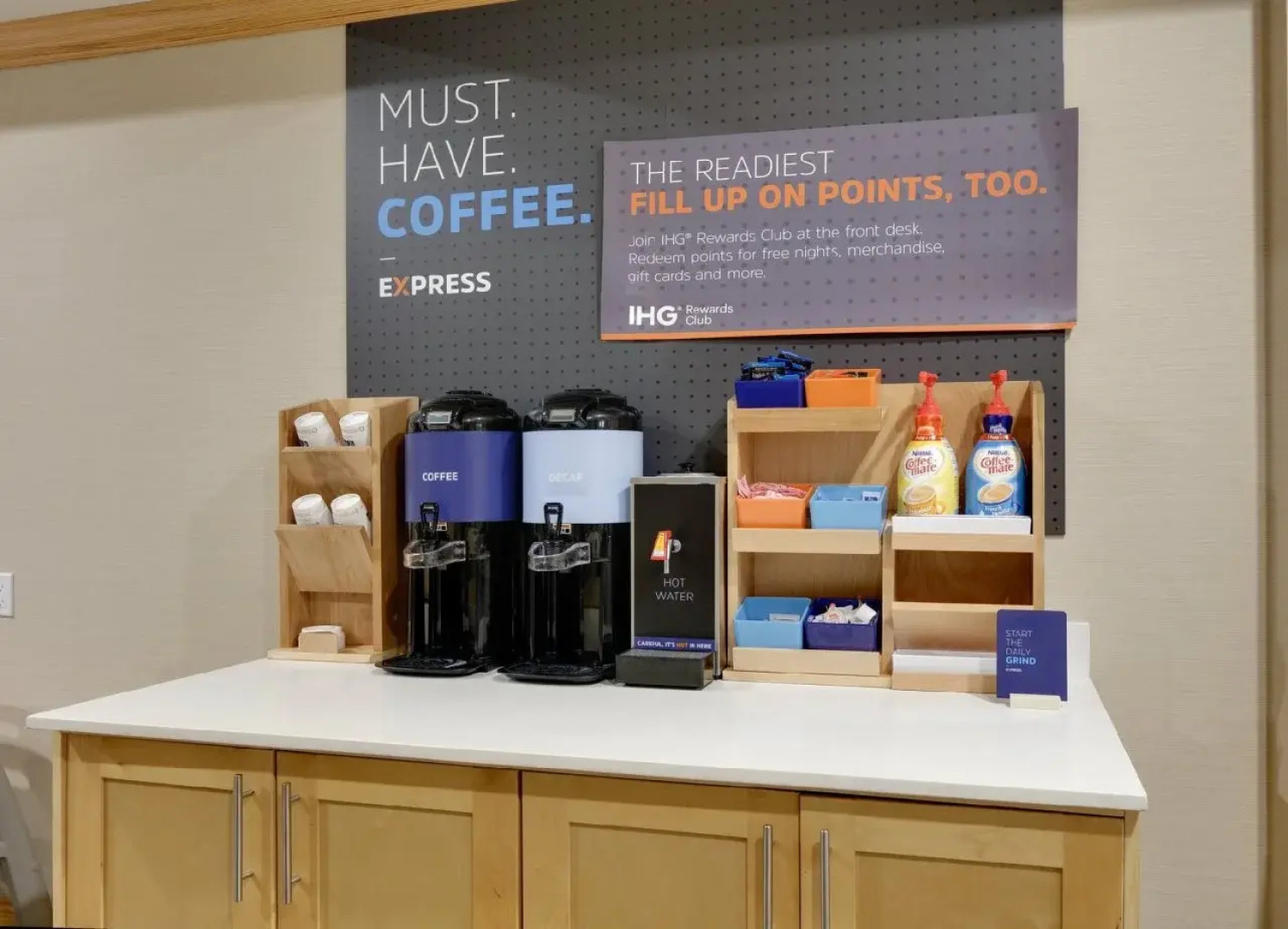 Holiday Inn Express Hotel & Suites San Antonio SE