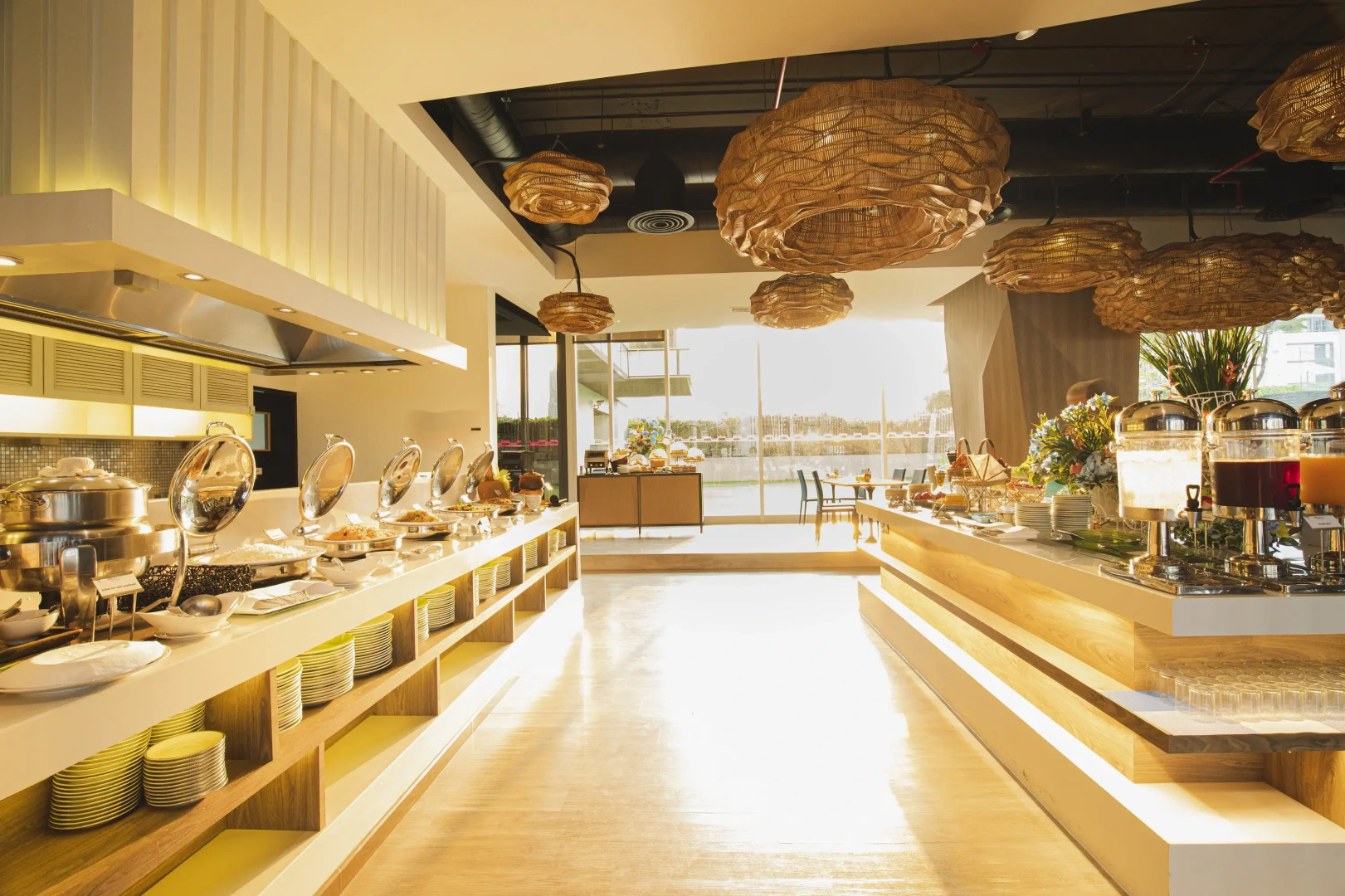 VELA Dhi GLOW Pratunam