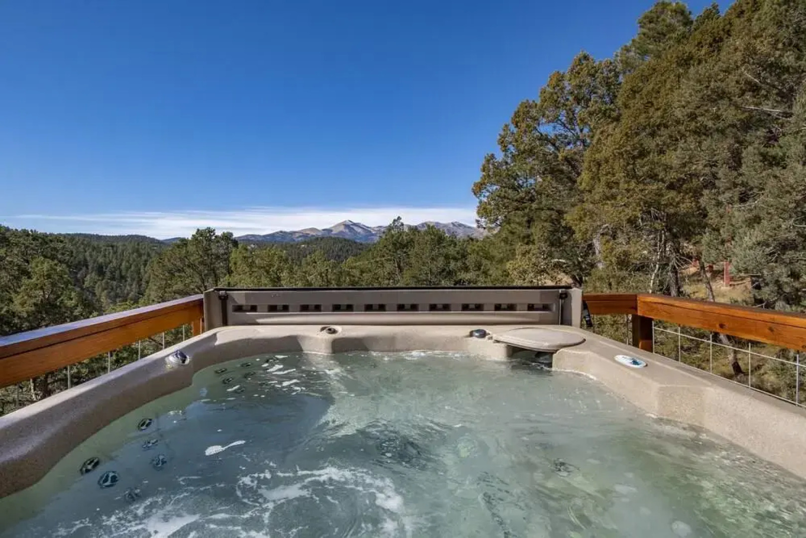 Neeley Mountain House