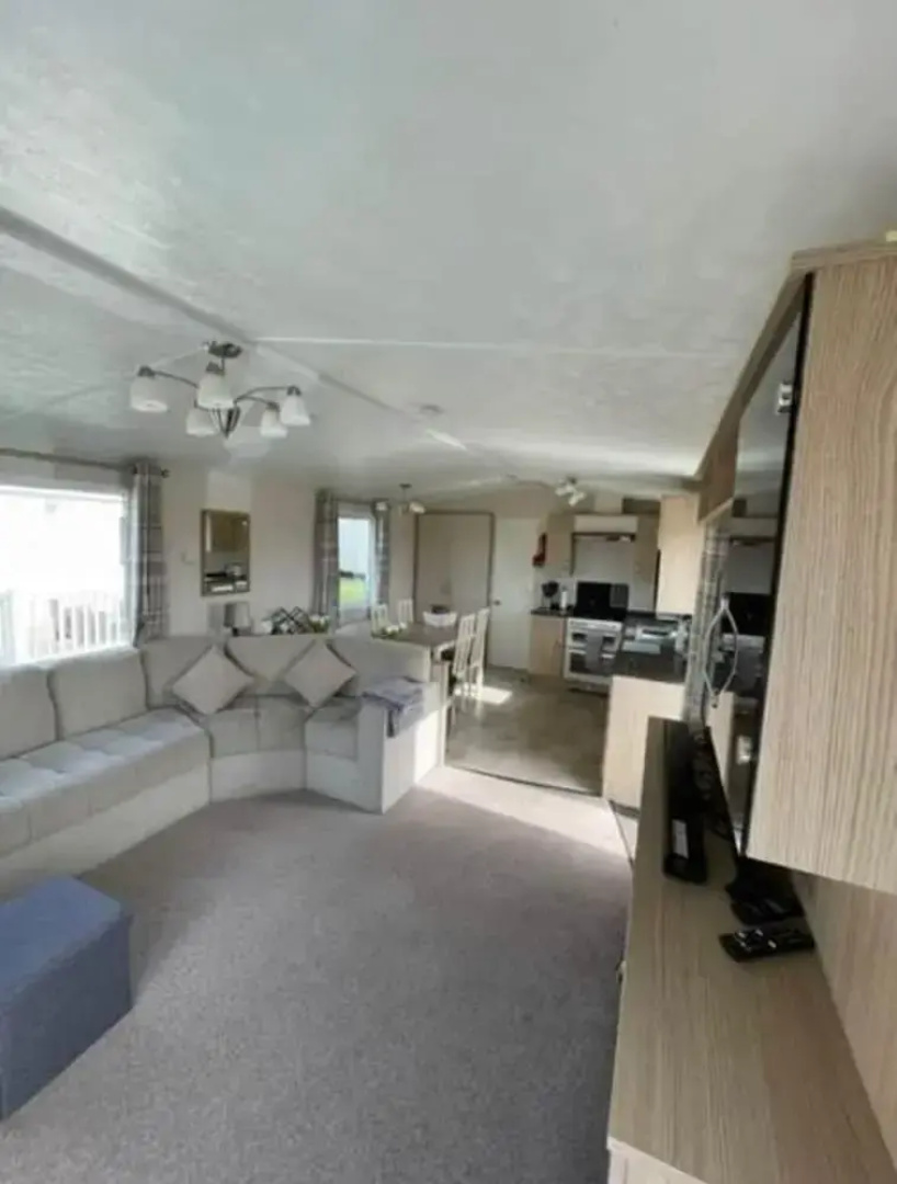 Tattershall Lakes Luxury Hot Tub Retreat