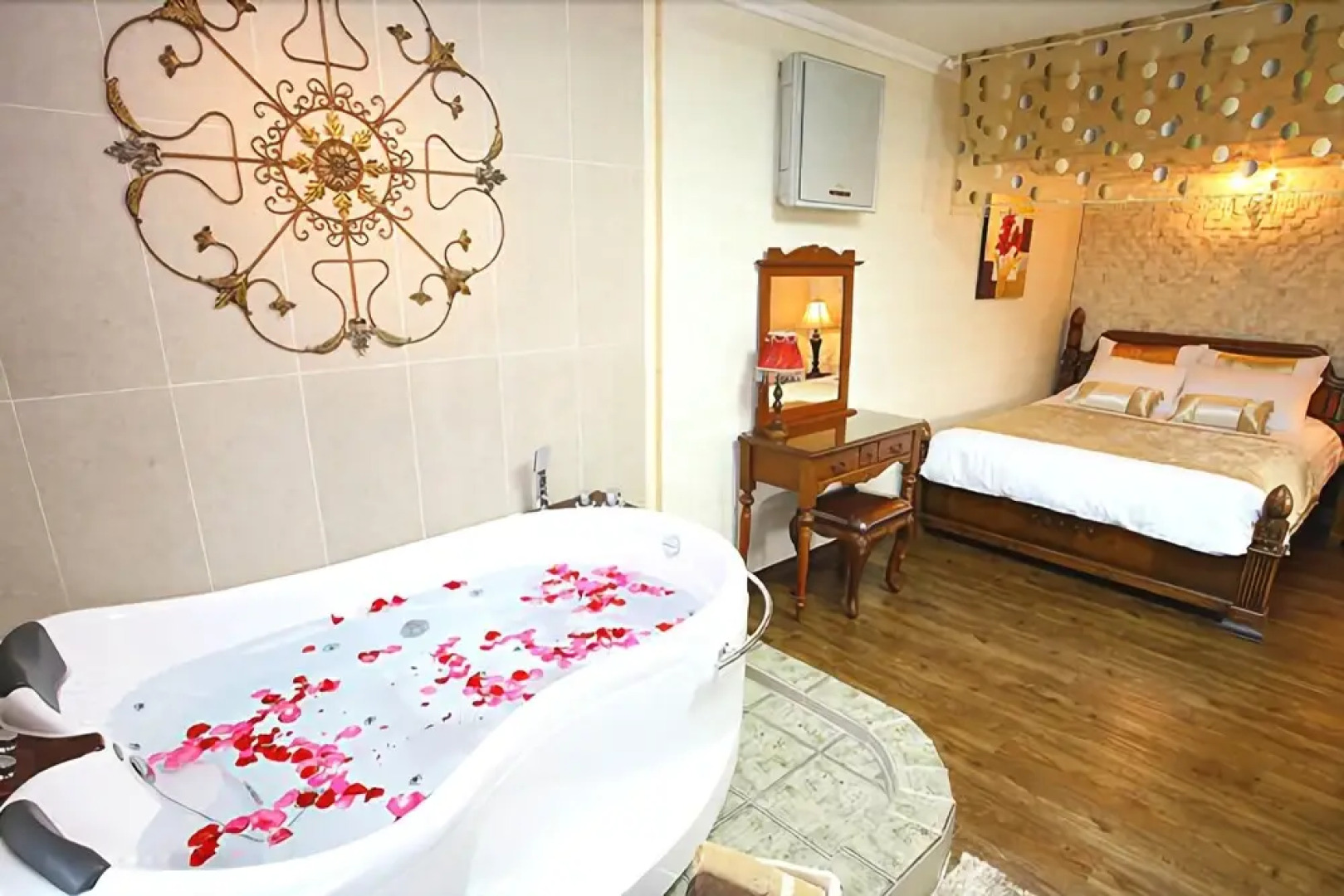 taean badamaru pensyeon