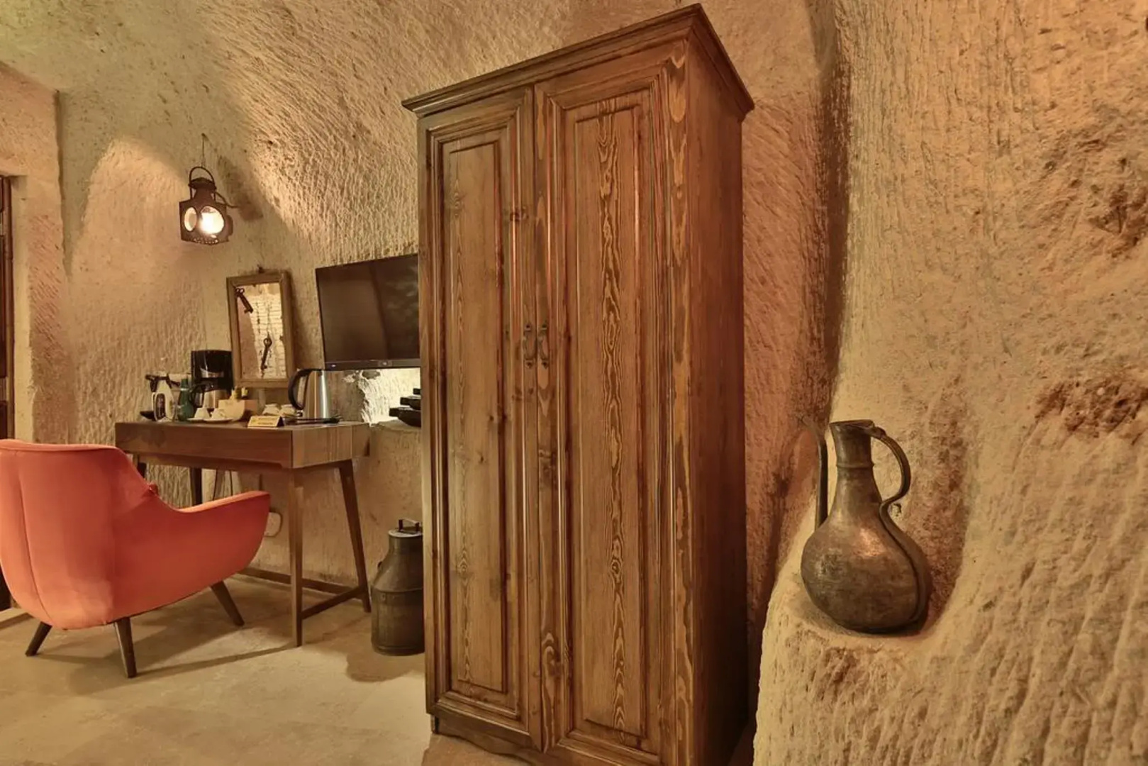 The Owl Cave Hotel