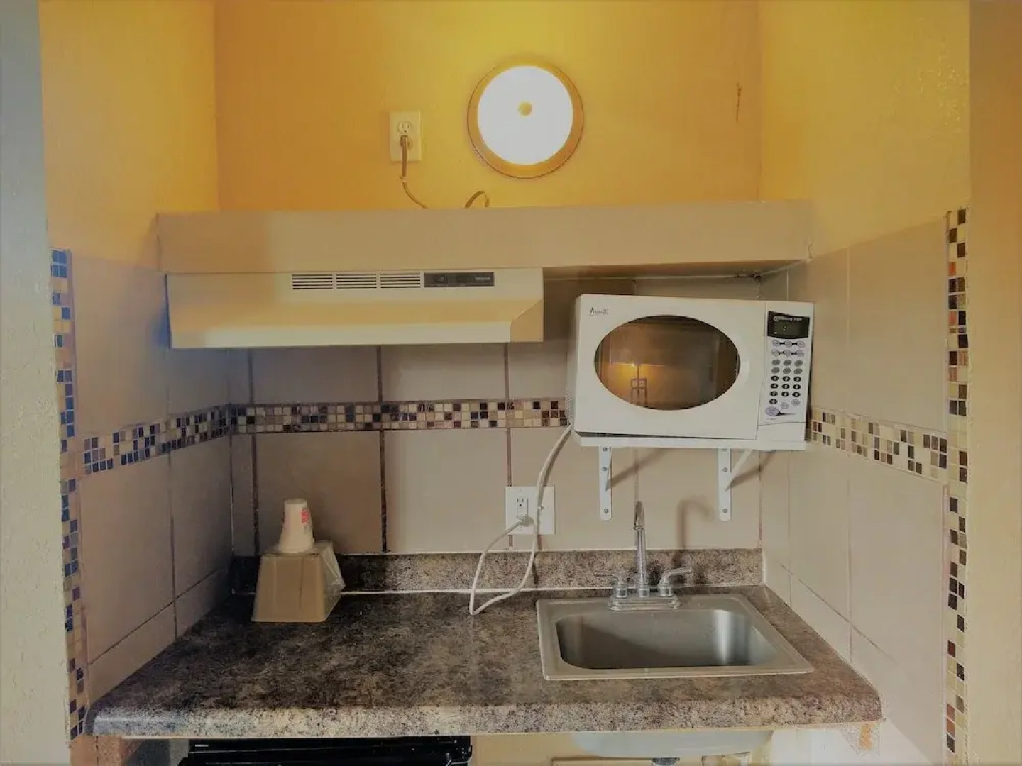 Grand View Plaza Inn & Suites