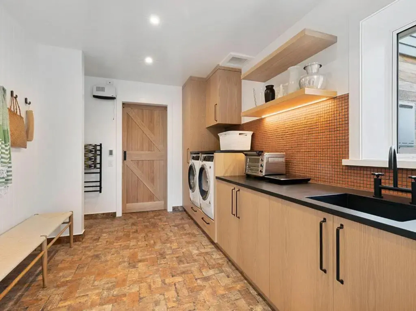 Maimoana - Hatfields Beach Cliff-Top Retreat