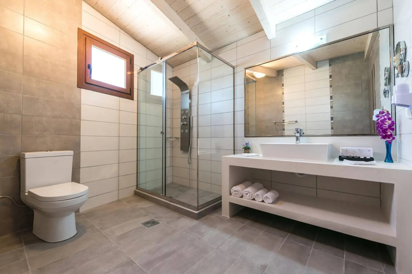 Sea View Village - Studios & Apartments