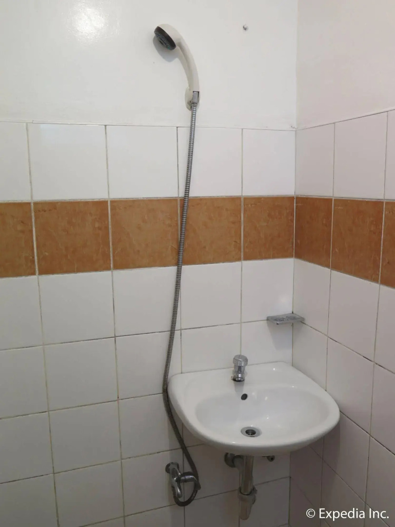 Zillion Pavilion Family & Business Hotel