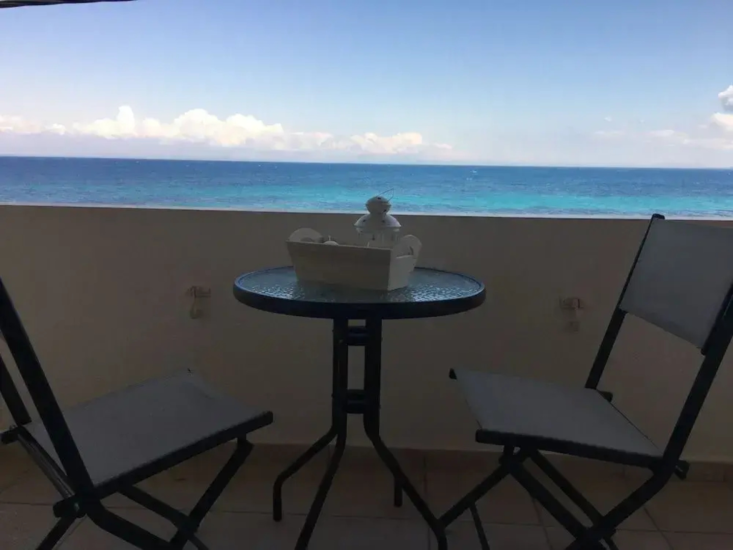 Elena's Luxury Studios and Apartments