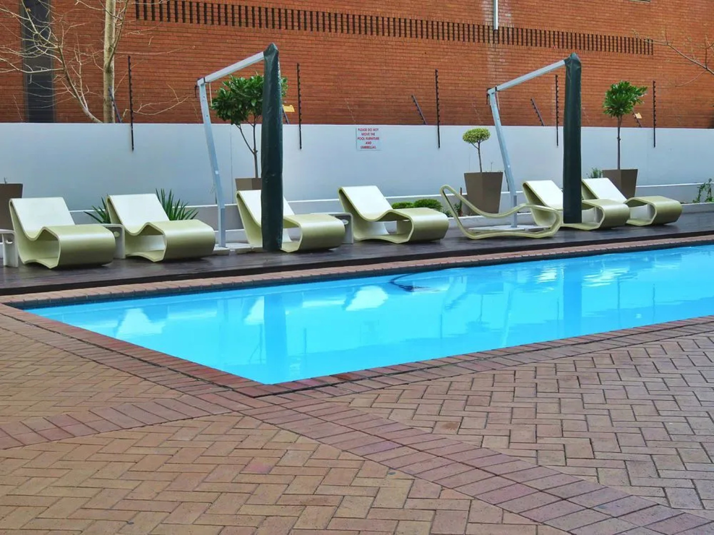 Hydro Executive Apartments