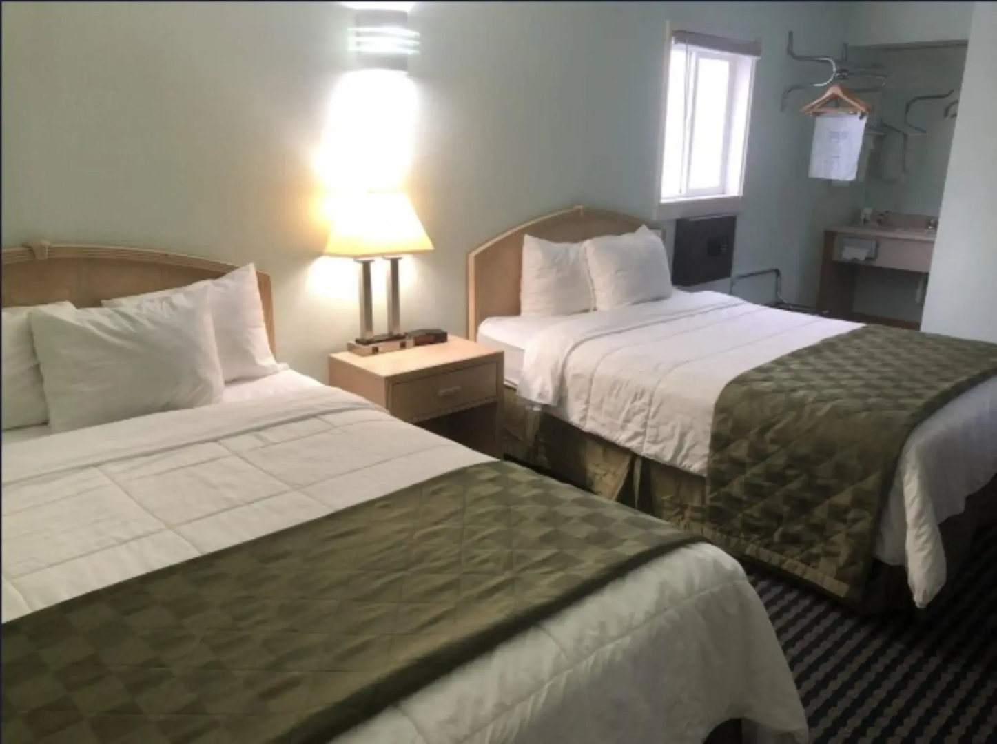 Travelodge by Wyndham Seattle North of Downtown