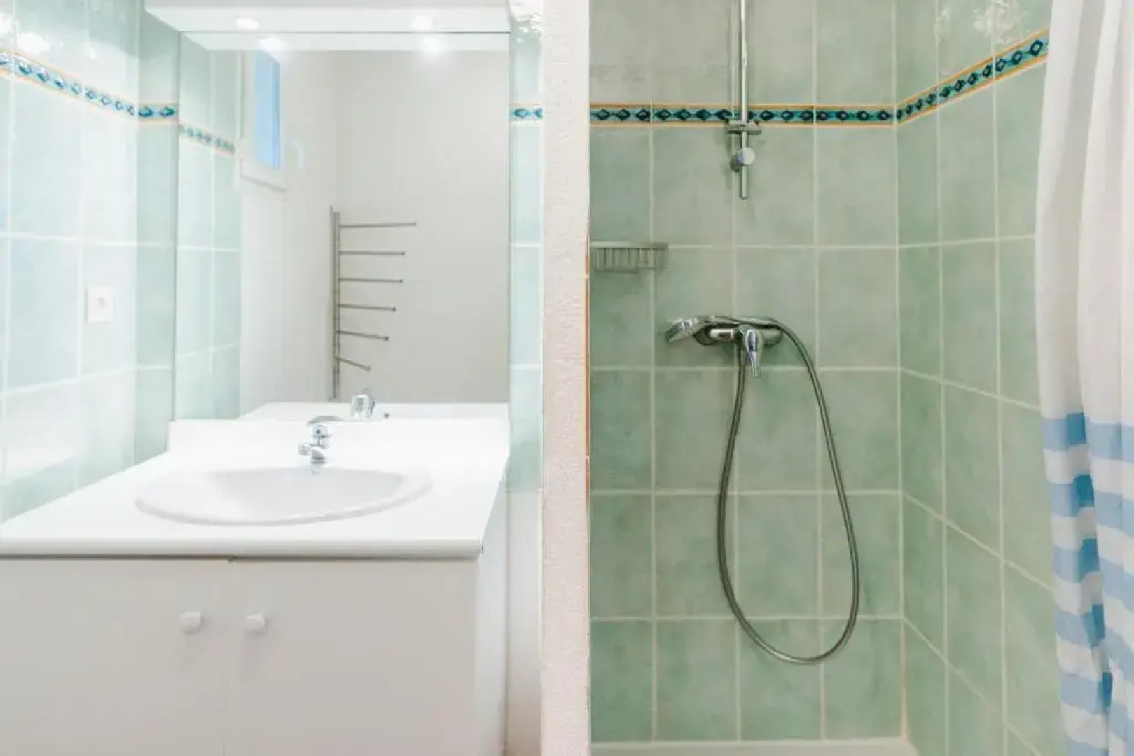 GB2-2110 : NARBONNE PLAGE : Appartement T3, 5 couchages