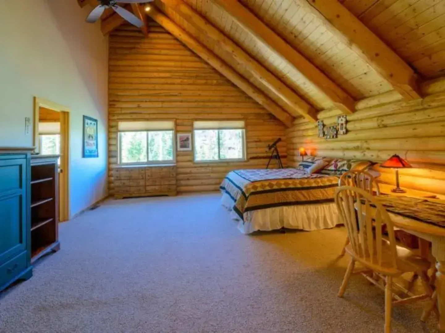 Navajo Ridge 360 Views by RedAwning