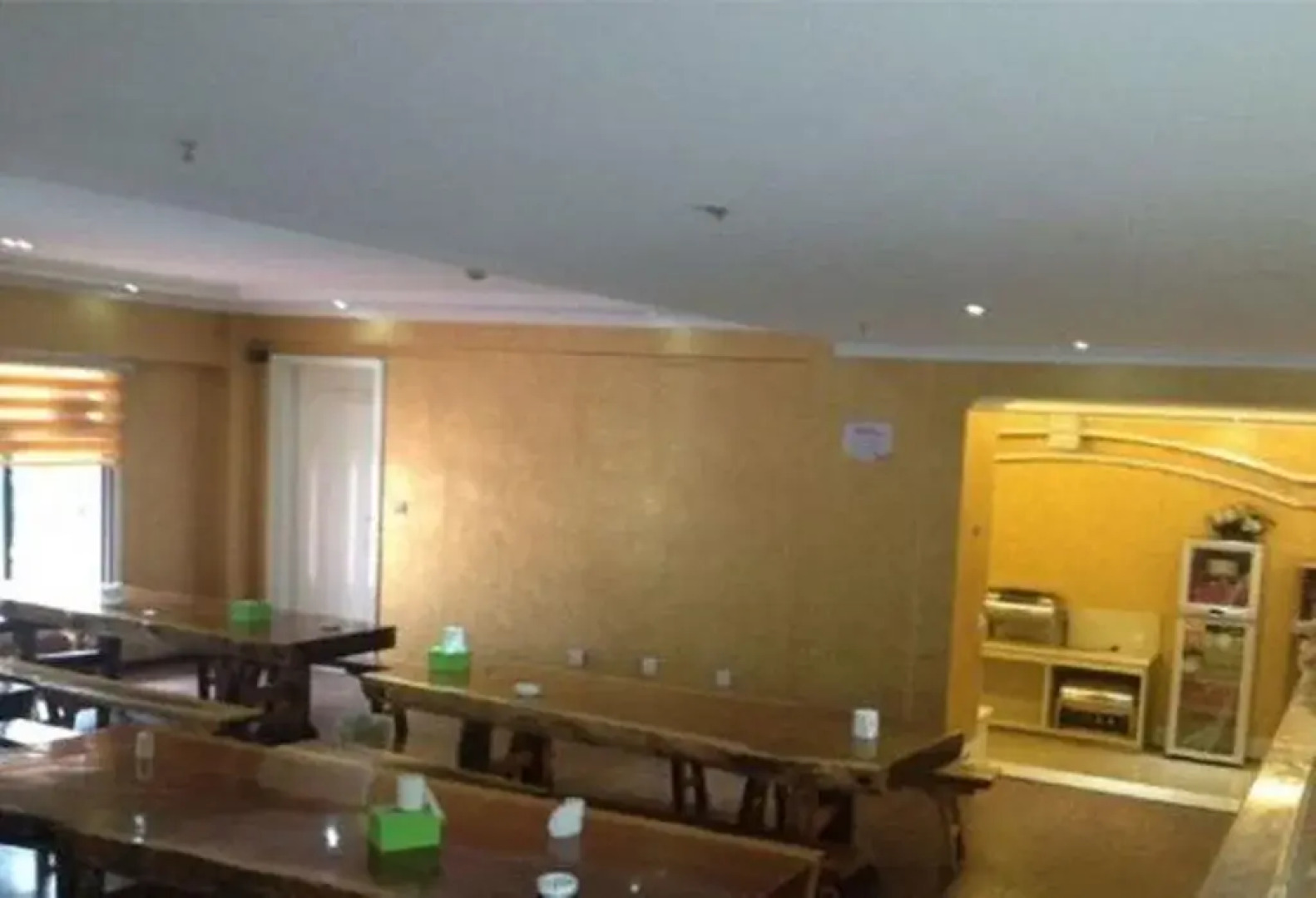 Golden Harbour Hotel