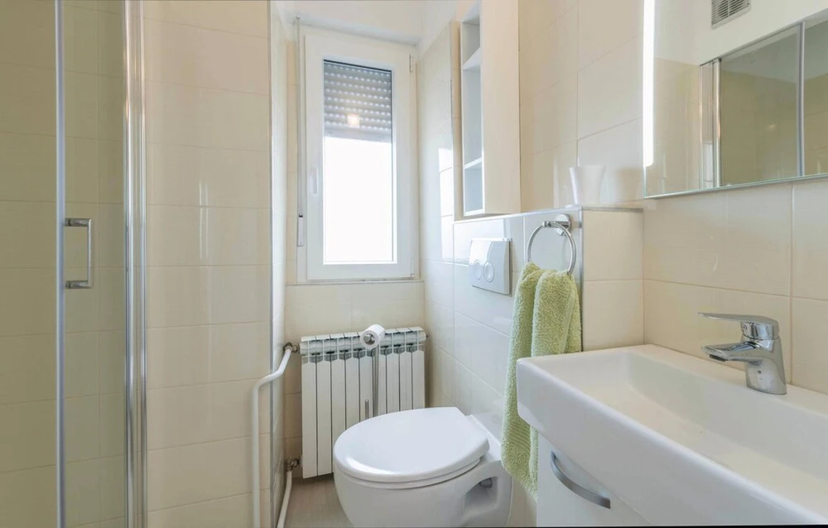 Amazing Home in Manjadvorci With Wifi and 4 Bedrooms