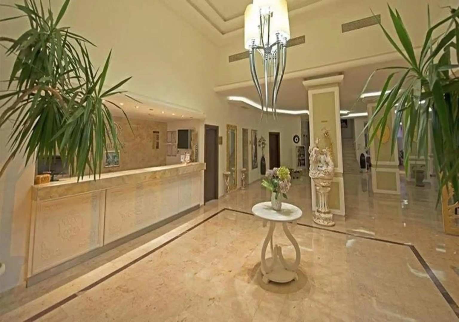 Sentinus Beach Hotel