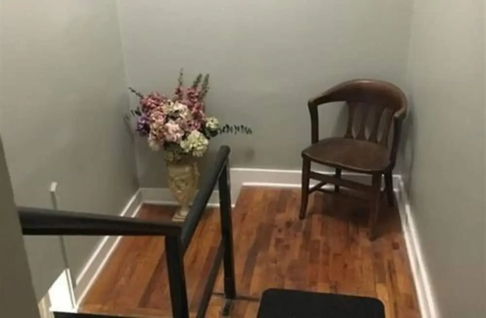 Vineyard Mansion & Carriage House Bed & Breakfast