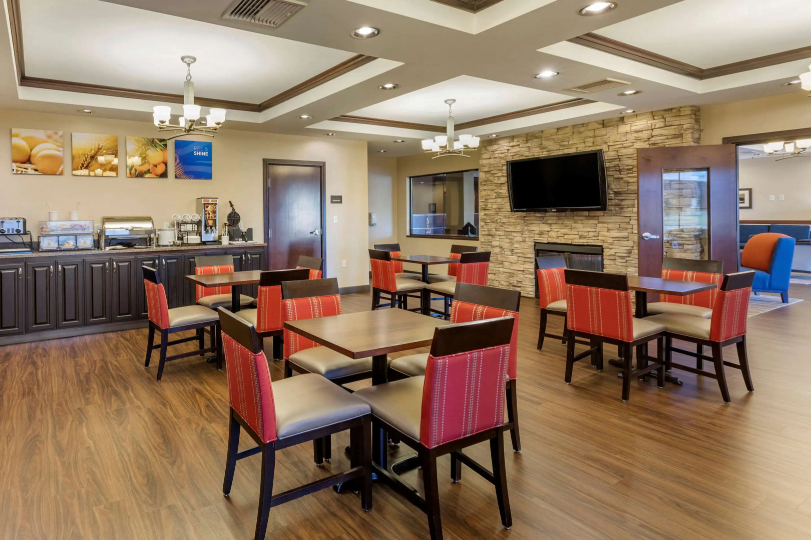 Comfort Inn & Suites Russellville I-40