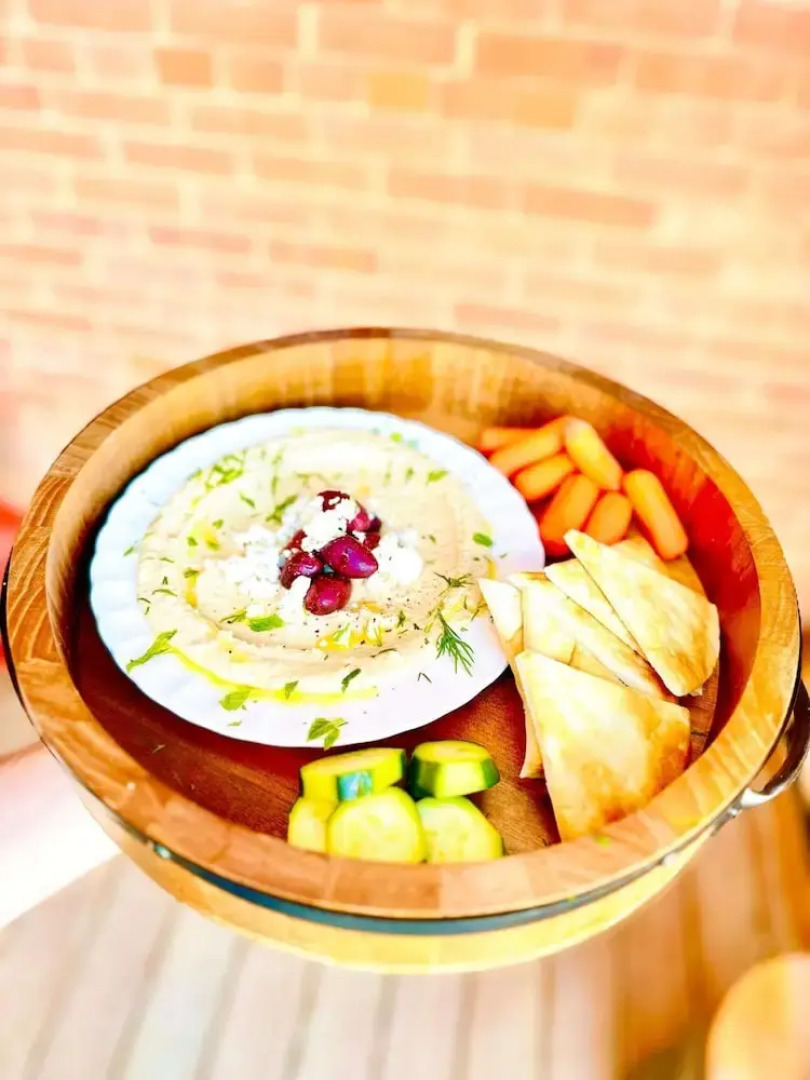 The Well Hotel & Taproom