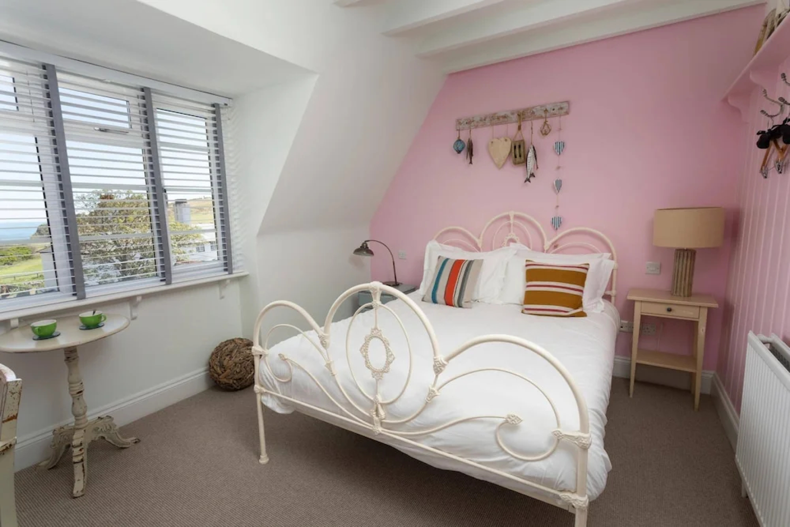 Lulworth Cove Inn
