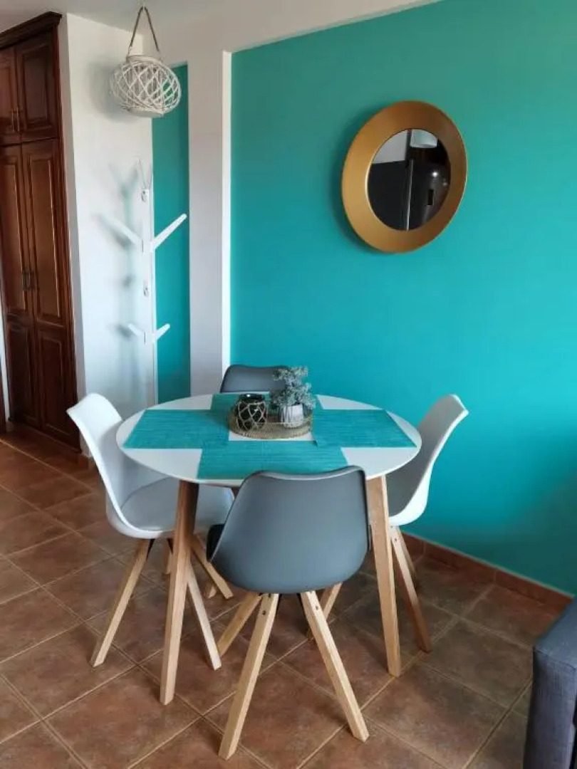 Nautilus I: Casa con terraza y vistas al mar