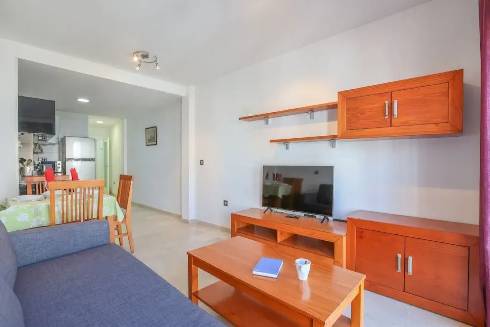 Manuel De Falla I in Dos Hermanas