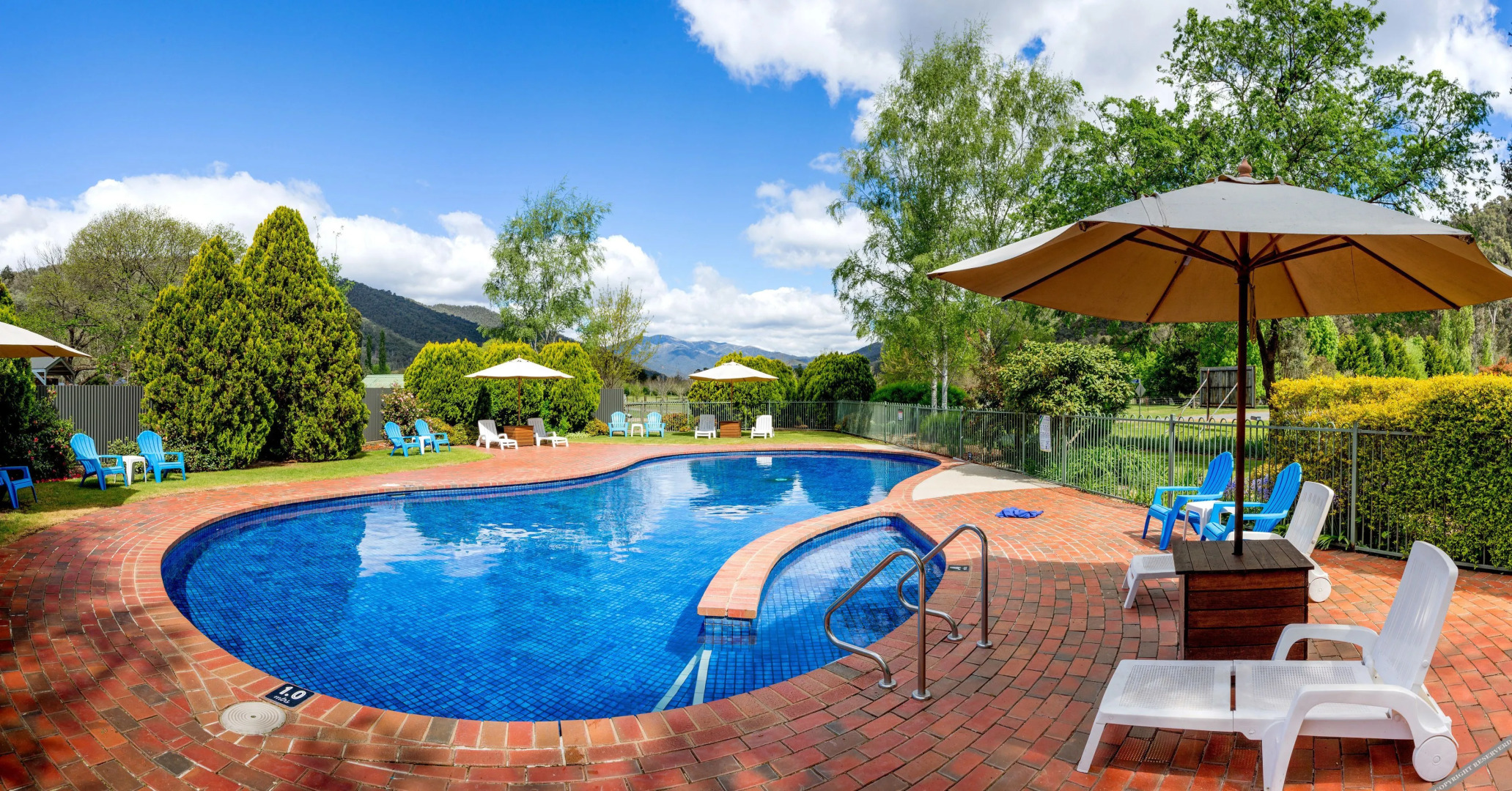 Discovery Parks - Bright