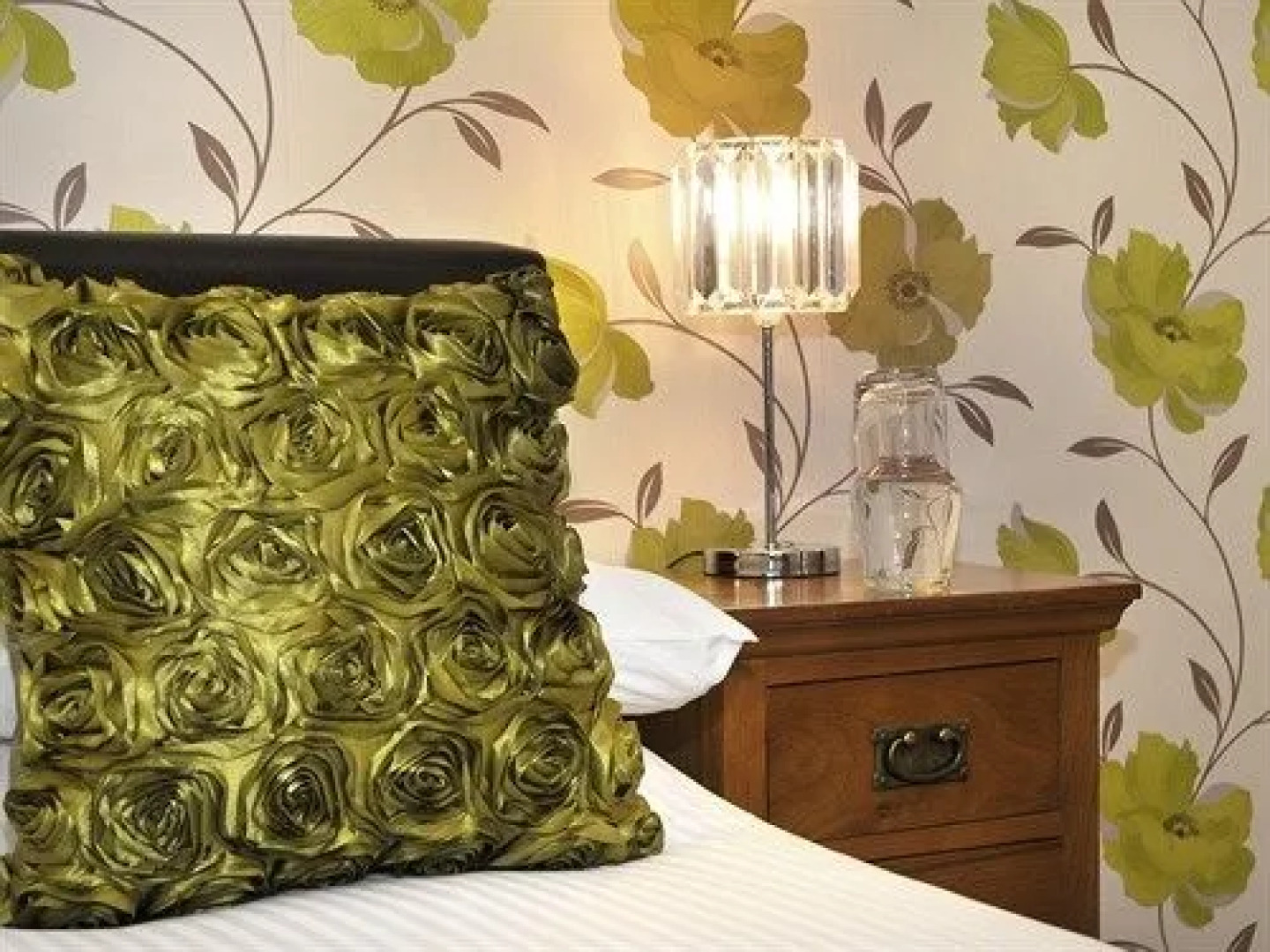 Number 46 Rooms and Apartments