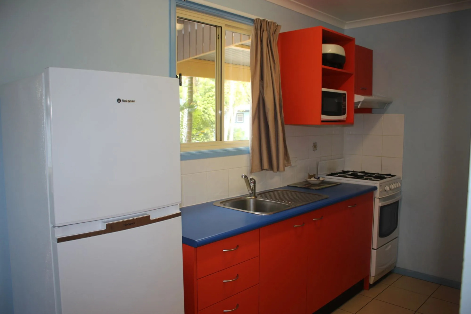 Lani's Holiday Island - Caravan Park