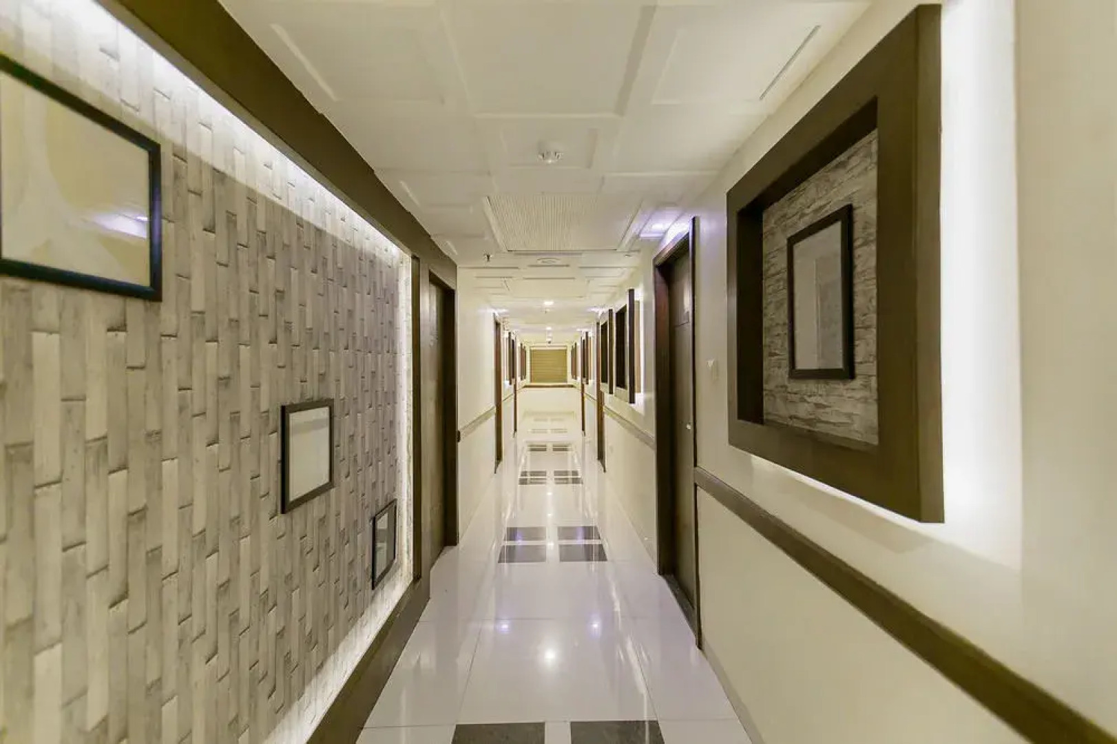 ZO Rooms Radisson Square