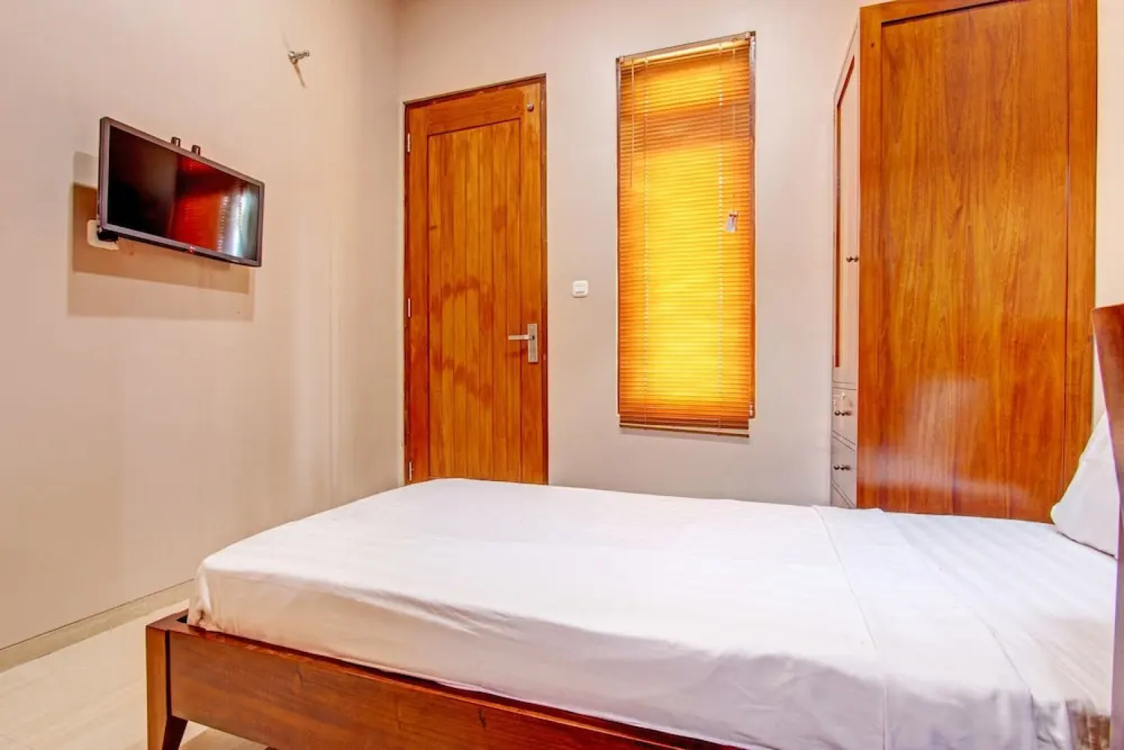 OYO Life 93497 Griya Kost Rr