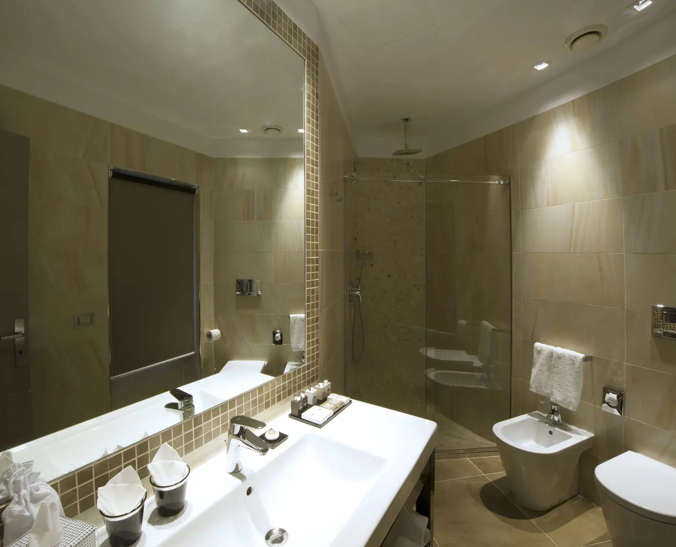 Отель Harry's Bar Trevi Hotel & Restaurant