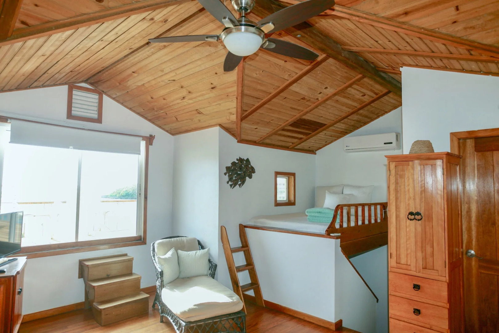 The Beach House Boutique Hotel