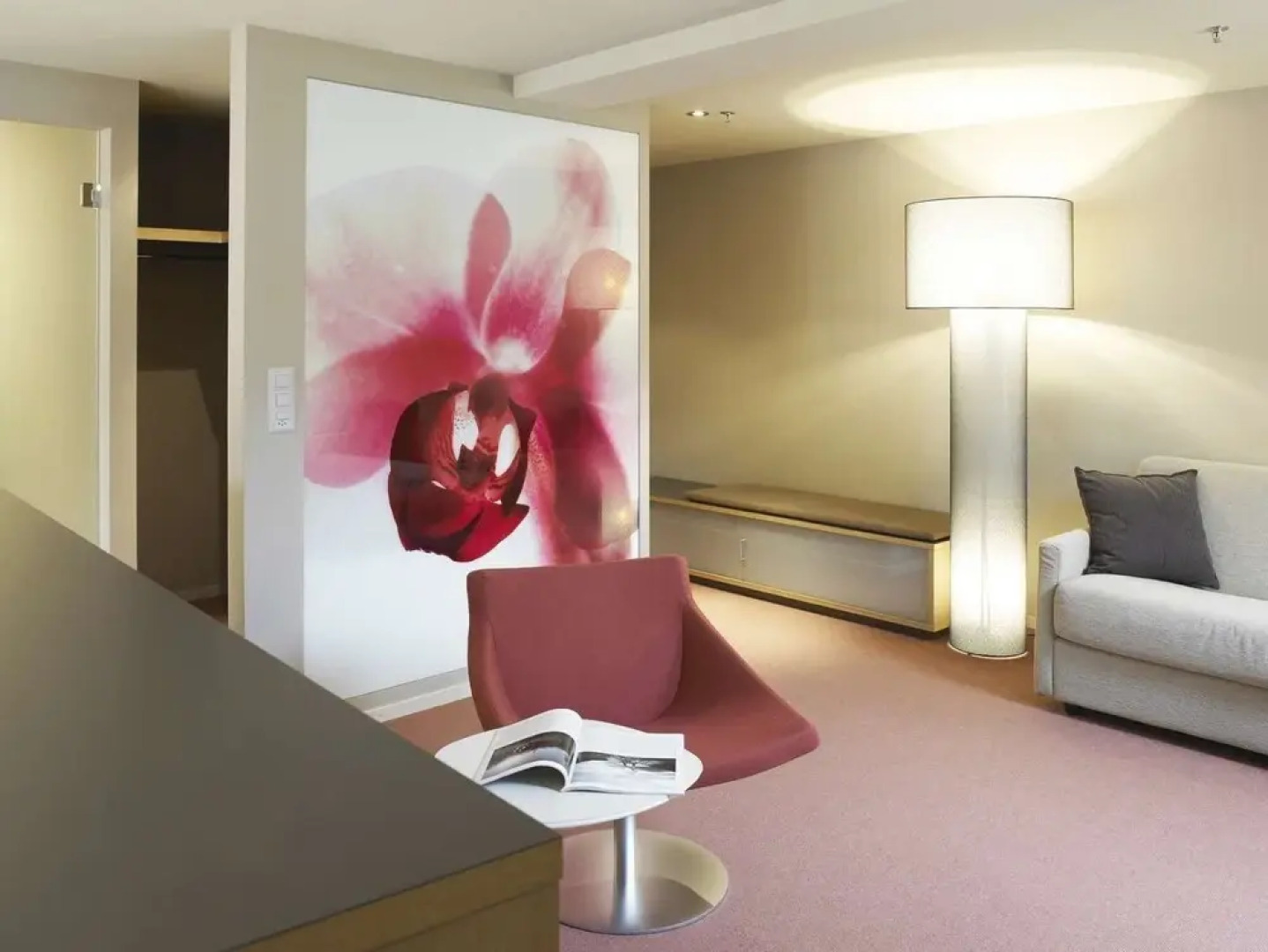 BLUME. - Baden Hotel & Restaurant