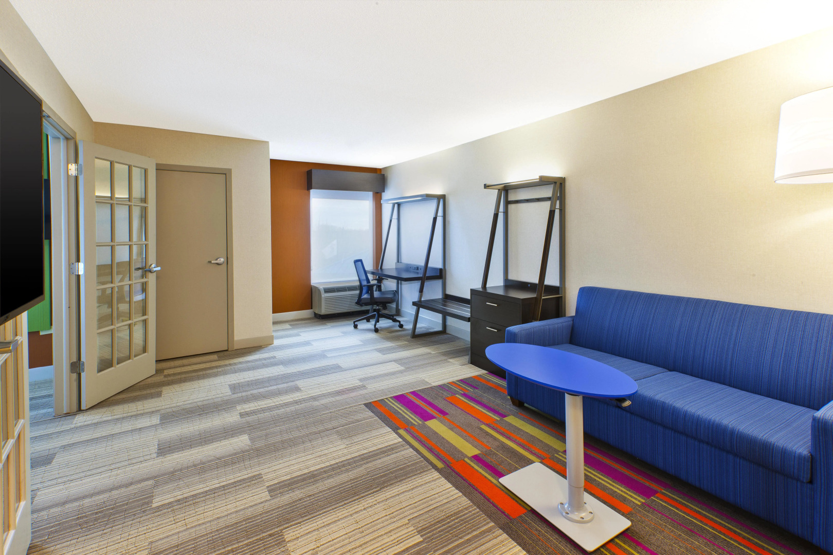 Holiday Inn Express Hotel & Suites Chicago-Midway Airport by IHG