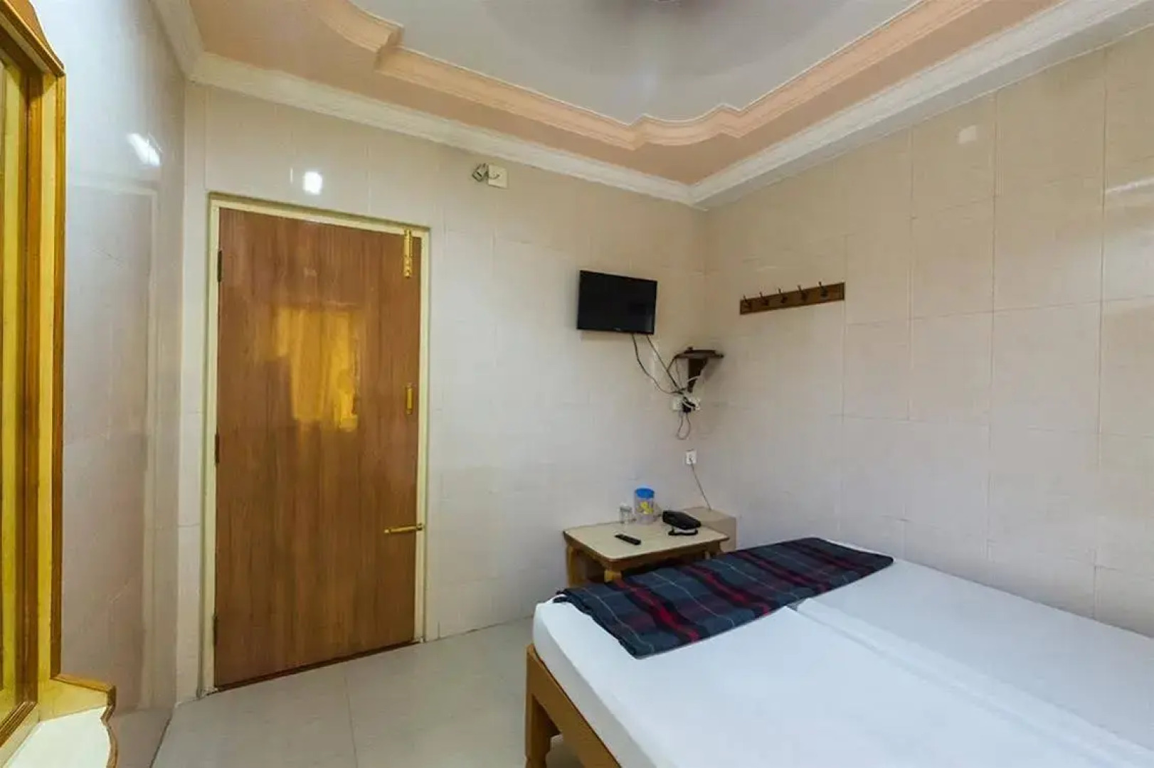 KVR Deluxe Residency