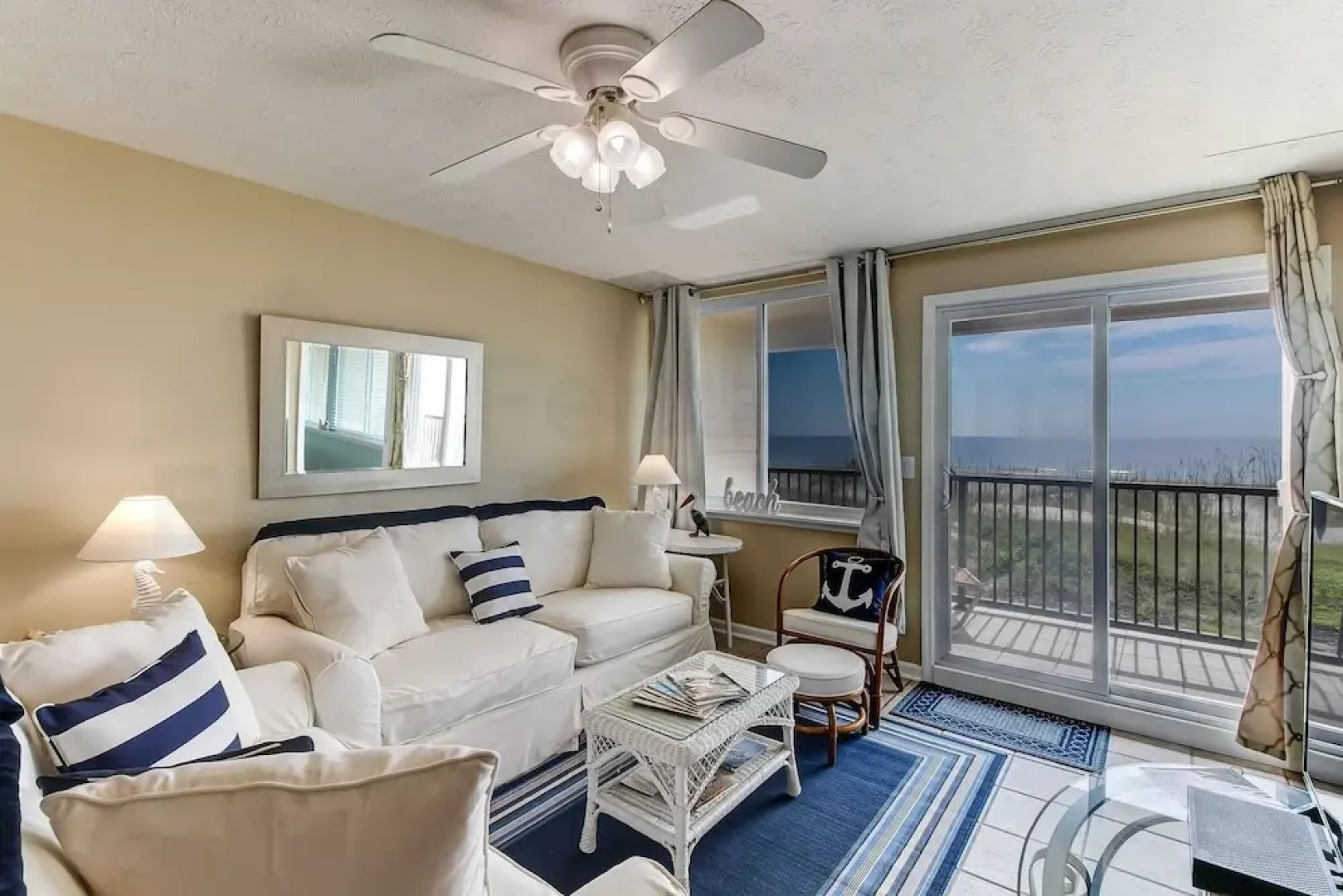 Coral Sands 102 2 Br condo by RedAwning