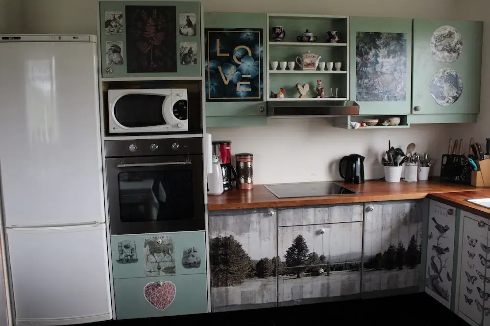 Stóri-Bakki Guesthouse with hot tub