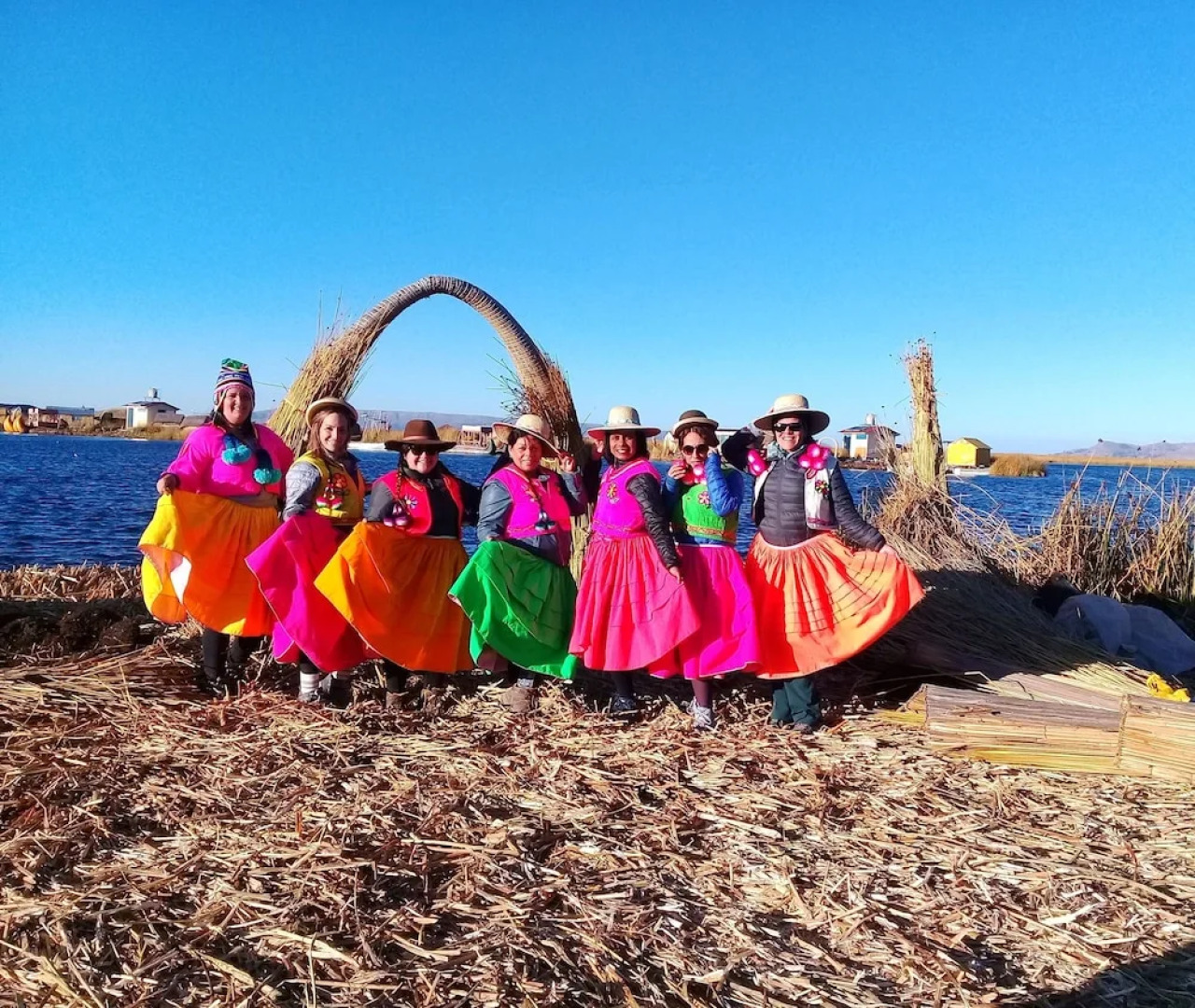 Room in Guest Room - Lucsay Habitacion Vista Al Amanecer No 1