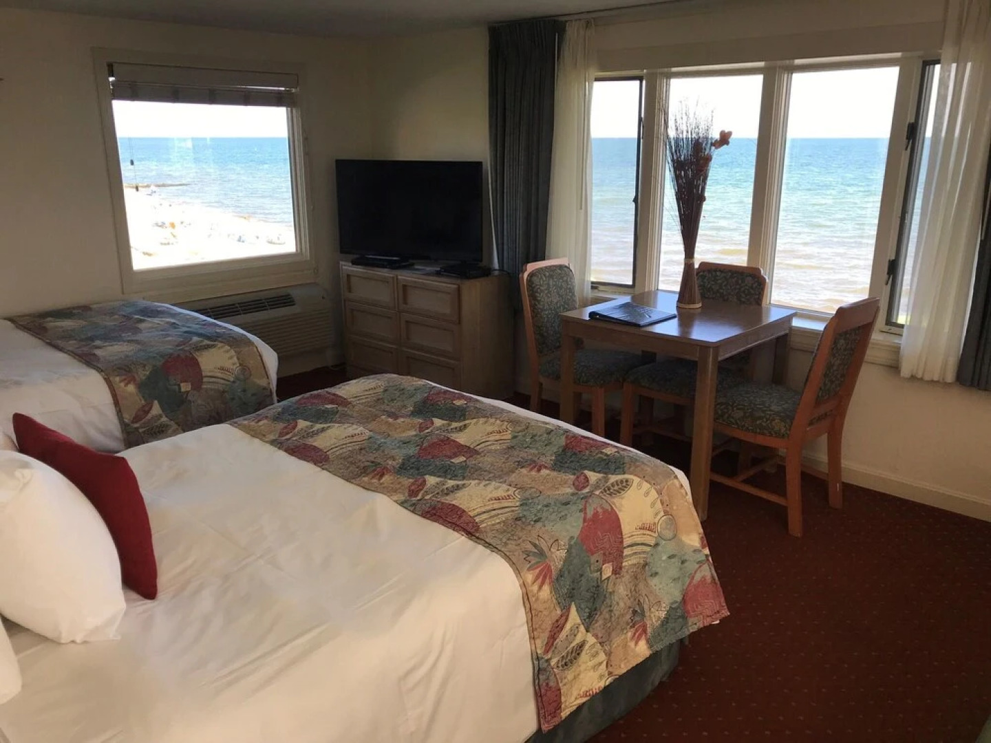 The Corsair & Cross Rip Oceanfront