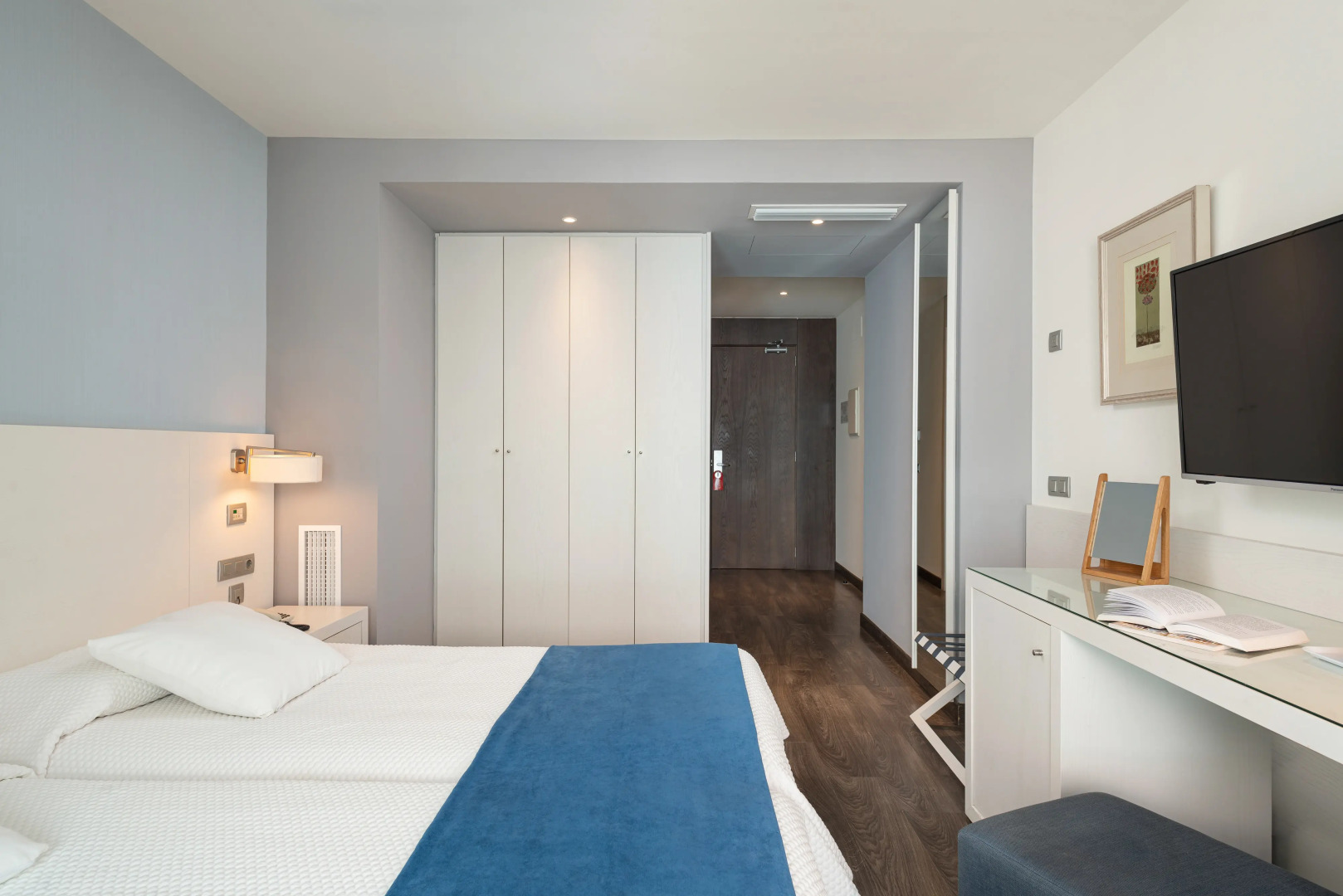 Отель Cala Bona