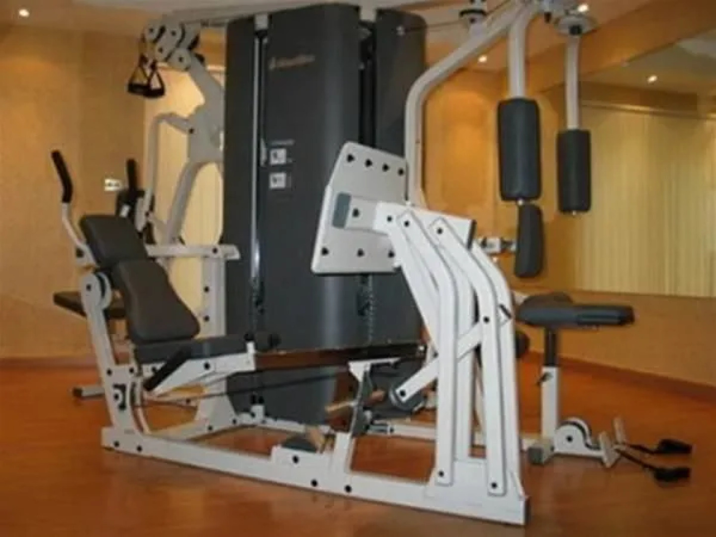 Grand Stay Hotel Suites