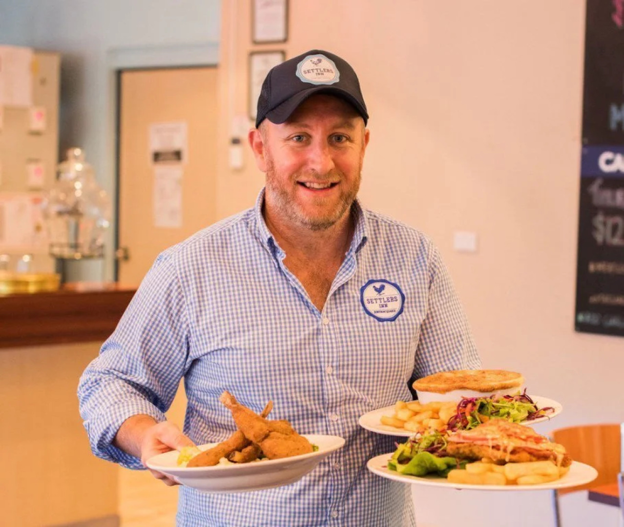 Yonggang Business Hotel