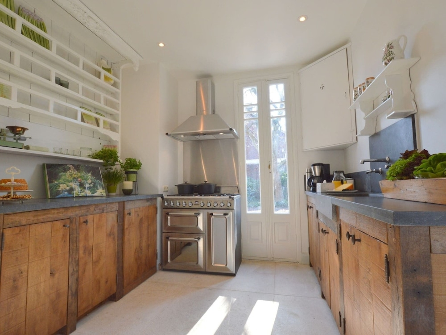 Modern Holiday Home in Roggel with Sauna