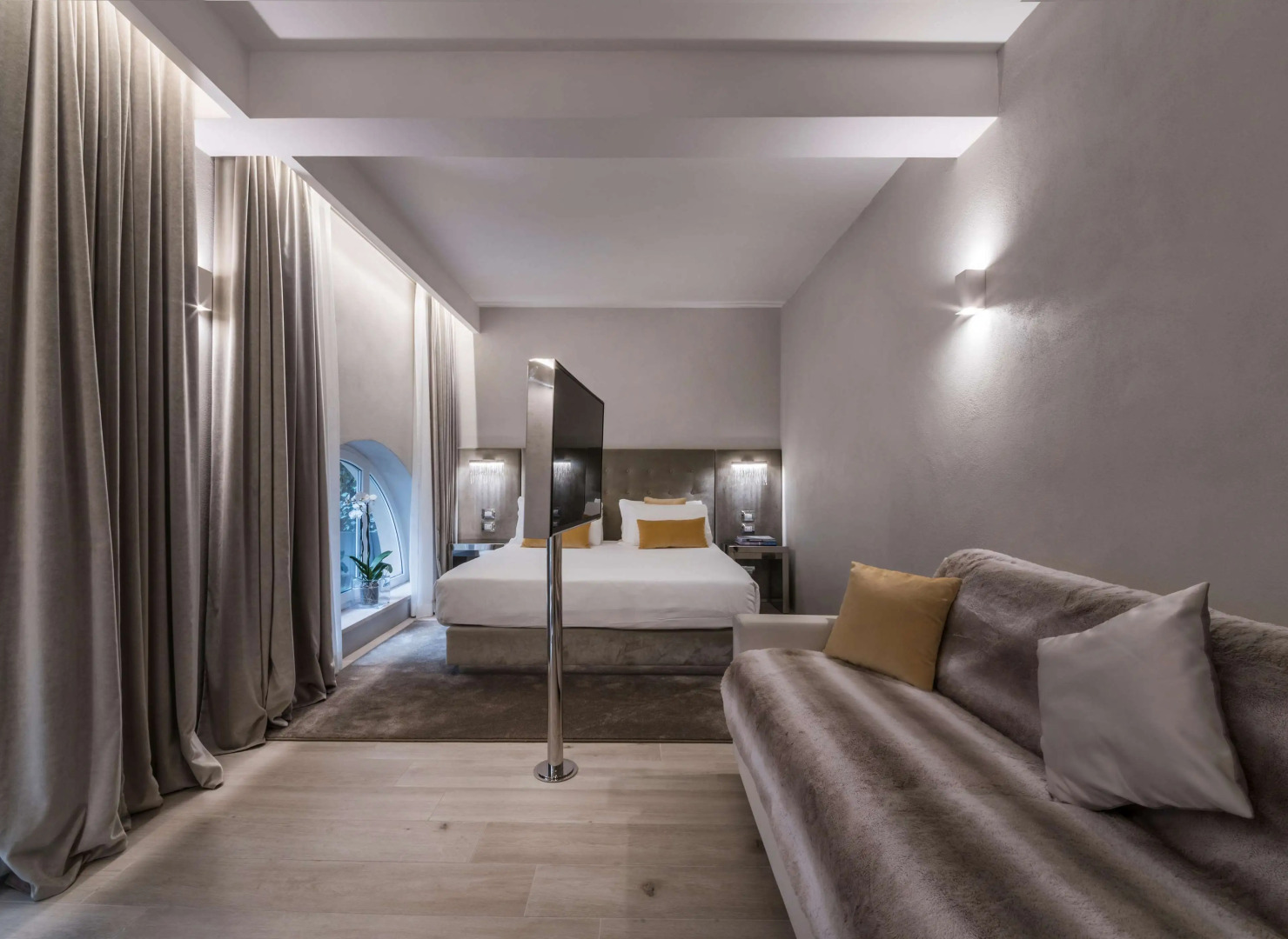 Terrace Pantheon Relais