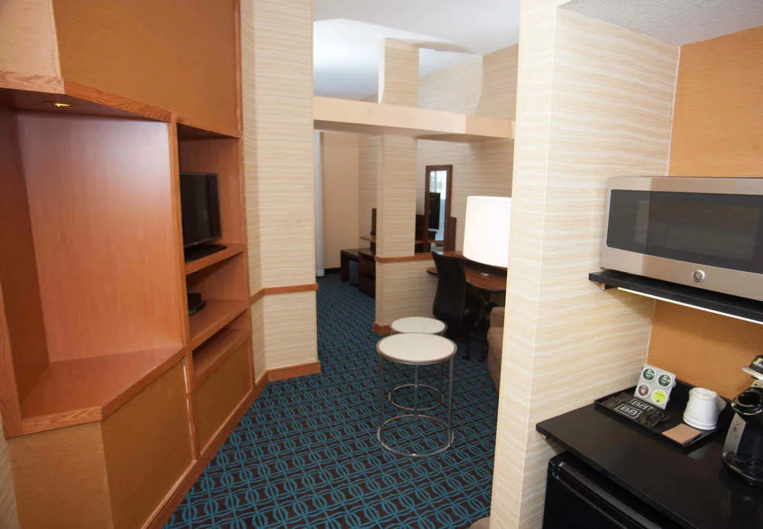 Comfort Inn & Suites South Akron