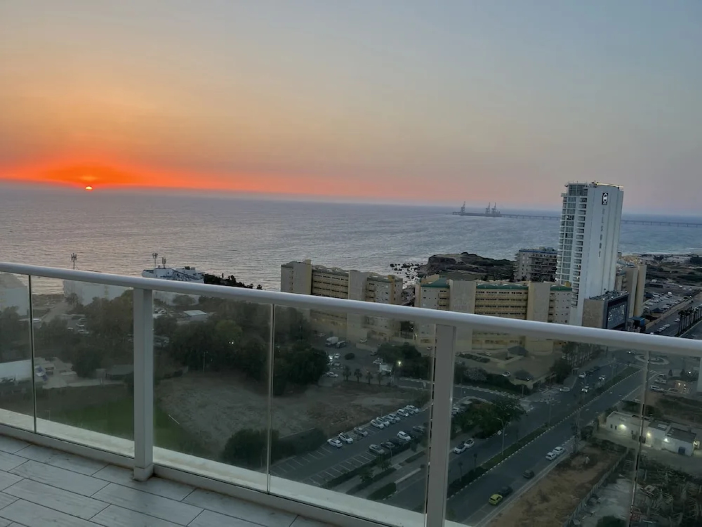 Prince Palace Hadera White Beach